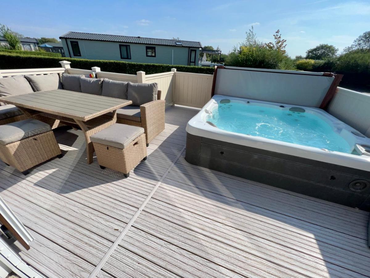 Cottontail Lodge - Hot Tub - Pet Friendly 사우스 체르니 외부 사진